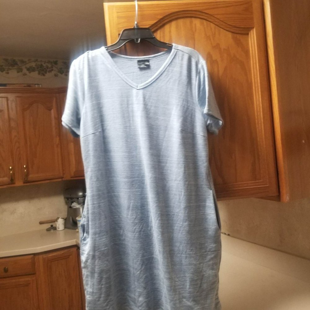 32 COOL WOMENS SIZE  XL